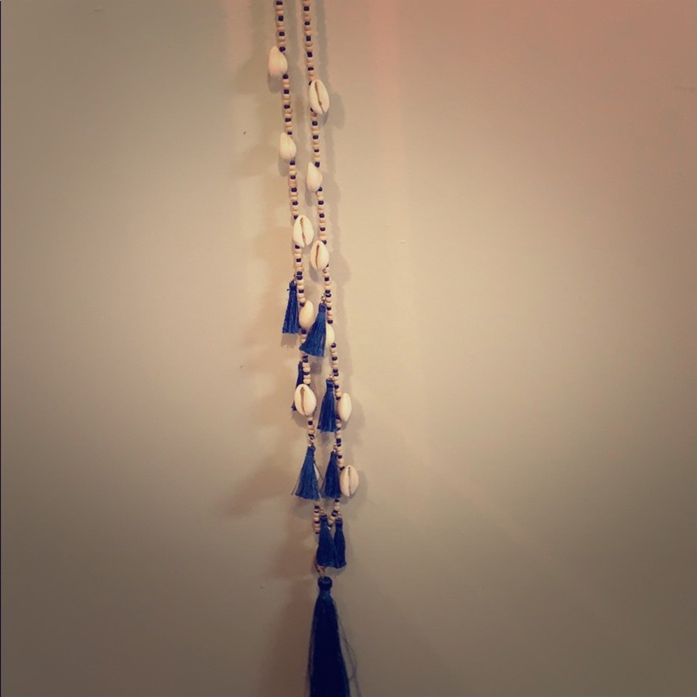 Lilly Pulitzer Blue shell necklace